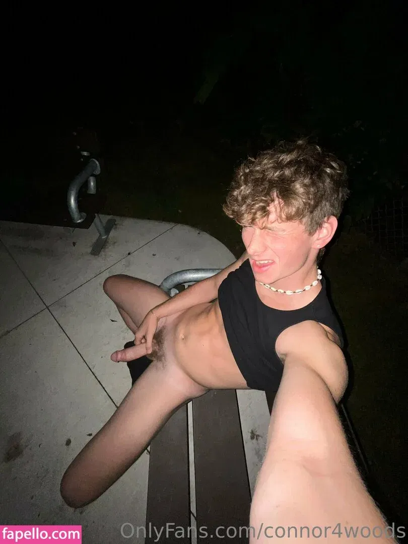 connor4woods Onlyfans Photo Gallery 