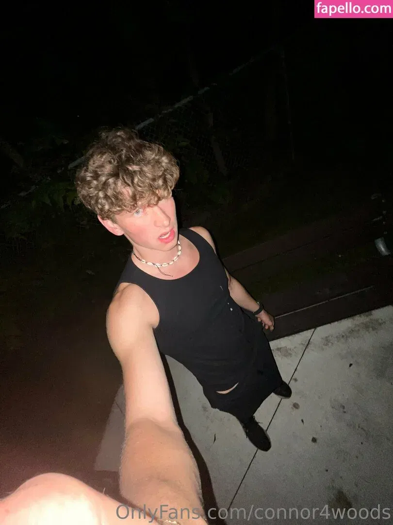 connor4woods Onlyfans Photo Gallery 