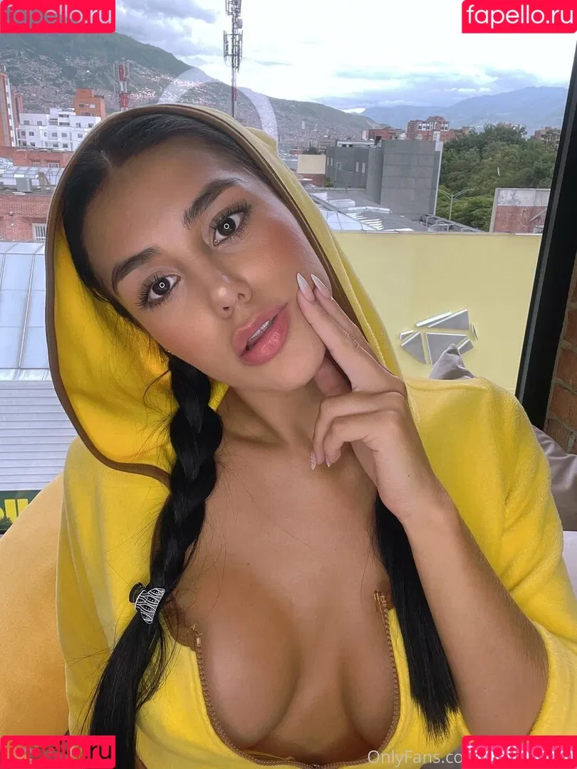 malejandraq Onlyfans Photo Gallery 