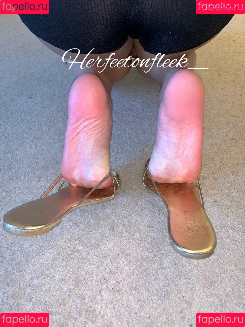 herfeetonfleek_ Onlyfans Photo Gallery 