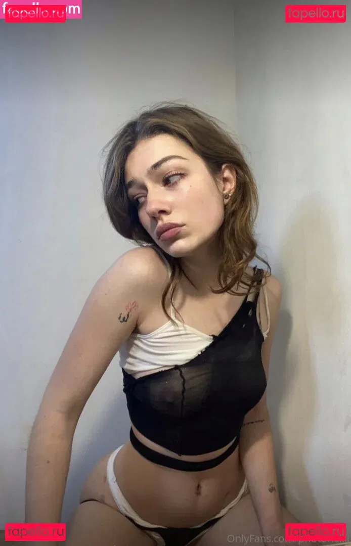 Photohelll Onlyfans Photo Gallery 