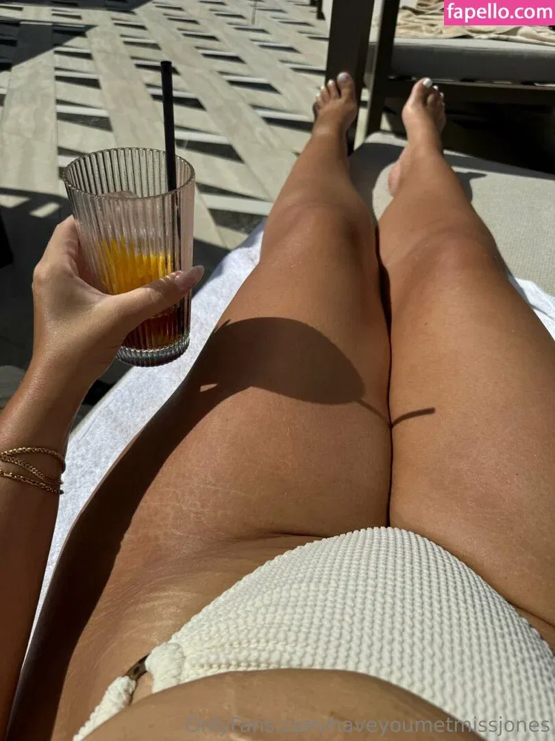 haveyoumetmissjones Onlyfans Photo Gallery 