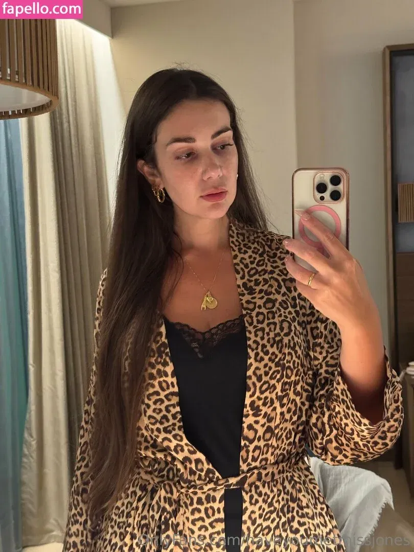 haveyoumetmissjones Onlyfans Photo Gallery 