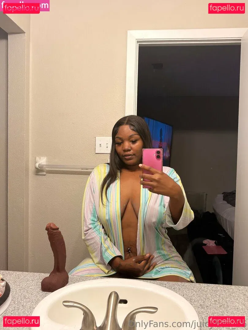 juicyboo_55 Onlyfans Photo Gallery 