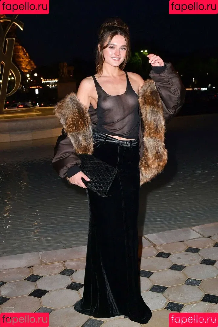 Charlotte Lawrence Onlyfans Photo Gallery 