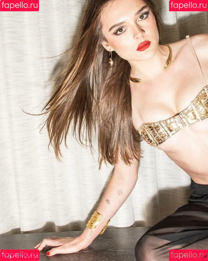 Charlotte Lawrence Onlyfans Photo Gallery 