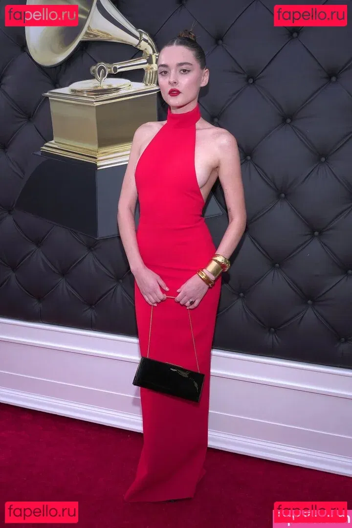 Charlotte Lawrence Onlyfans Photo Gallery 