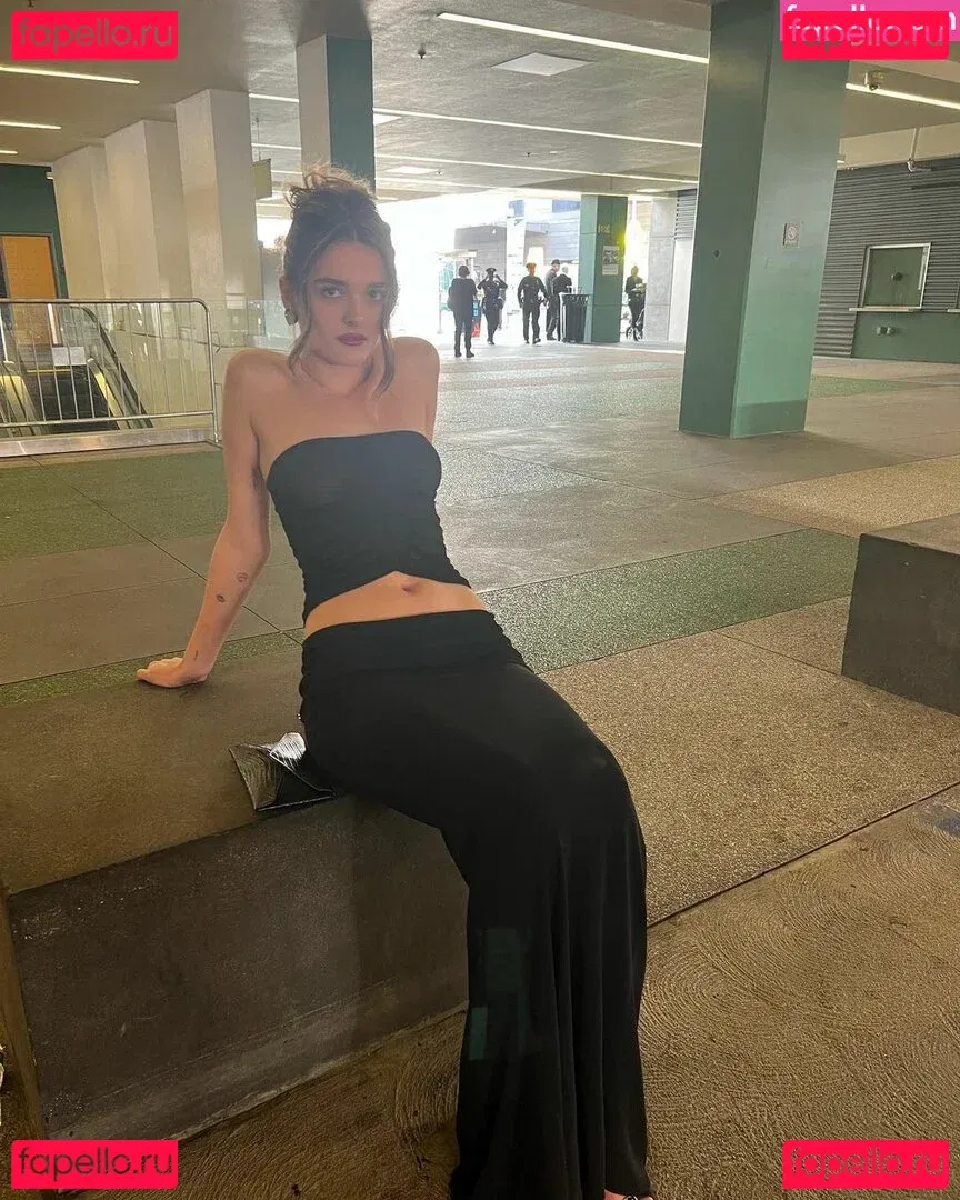 Charlotte Lawrence Onlyfans Photo Gallery 