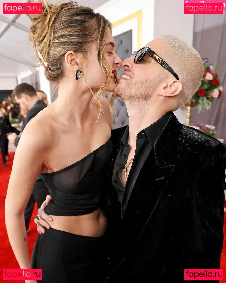 Charlotte Lawrence Onlyfans Photo Gallery 