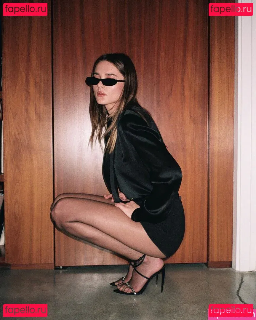 Charlotte Lawrence Onlyfans Photo Gallery 