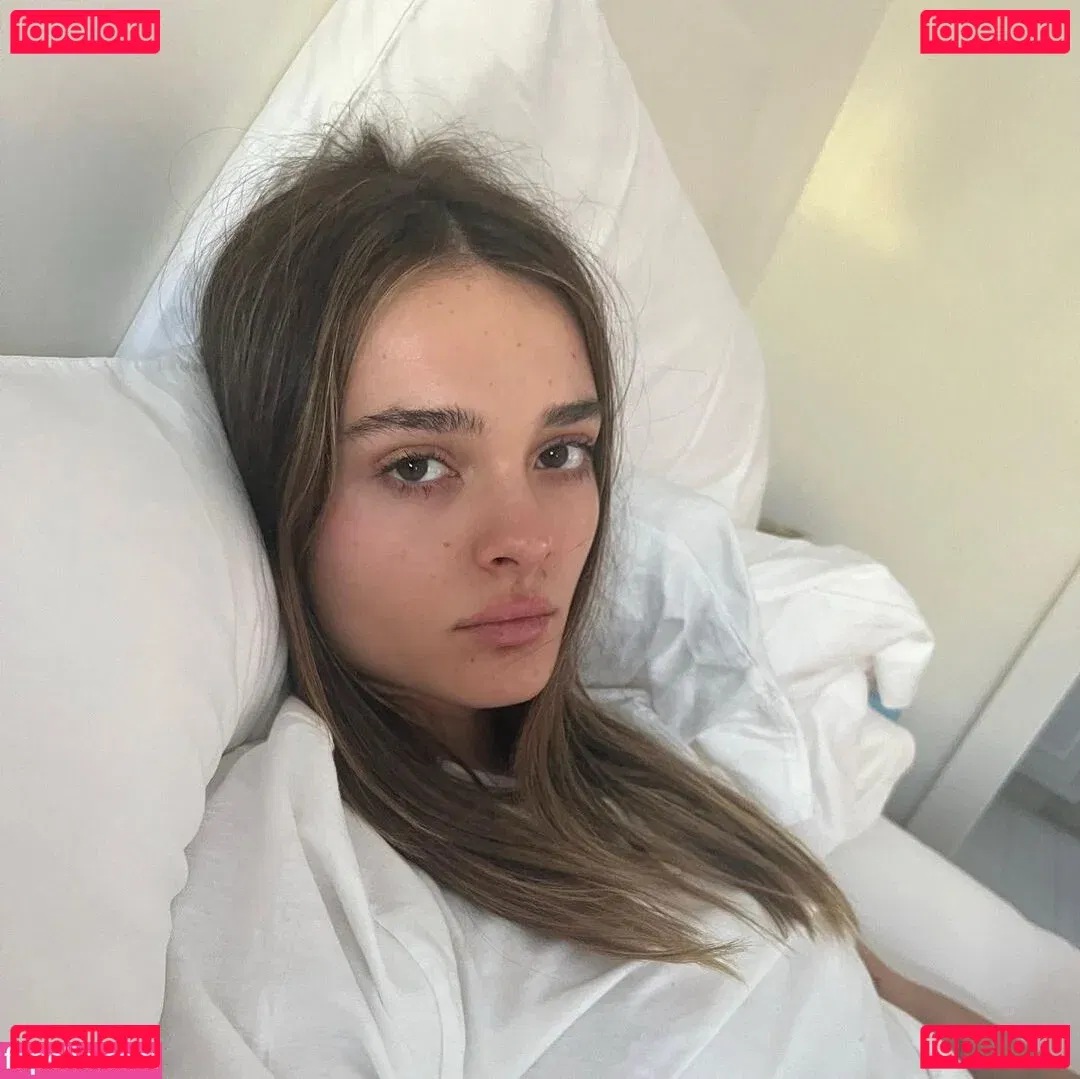 Charlotte Lawrence Onlyfans Photo Gallery 