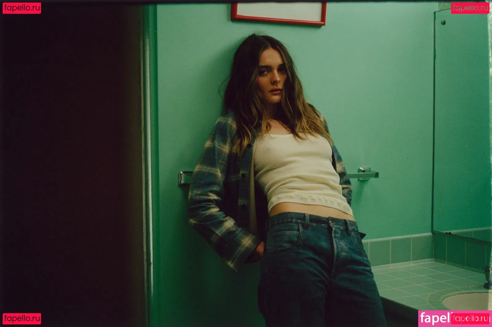 Charlotte Lawrence Onlyfans Photo Gallery 