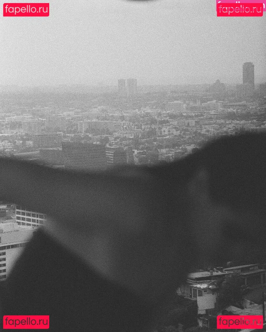 Charlotte Lawrence Onlyfans Photo Gallery 