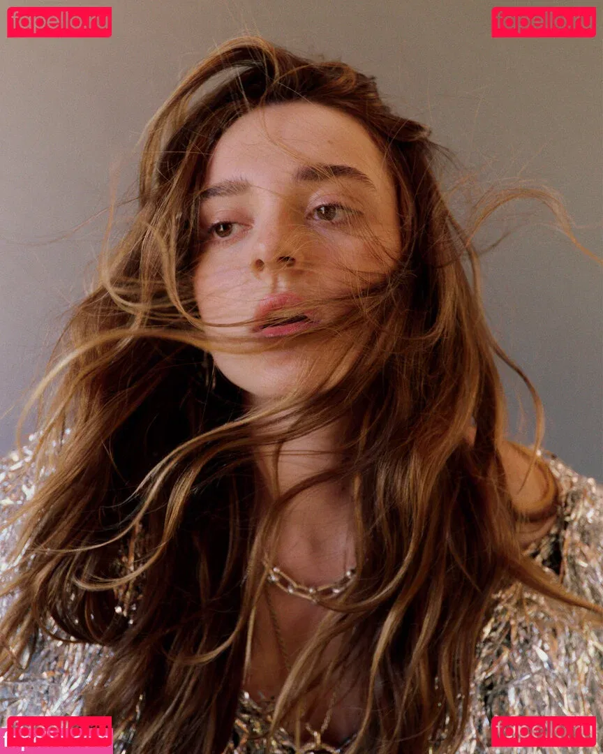 Charlotte Lawrence Onlyfans Photo Gallery 