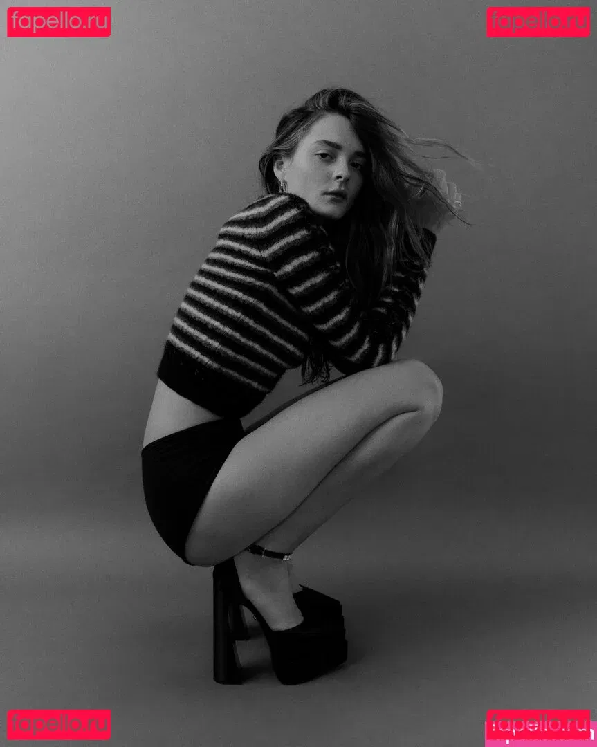 Charlotte Lawrence Onlyfans Photo Gallery 