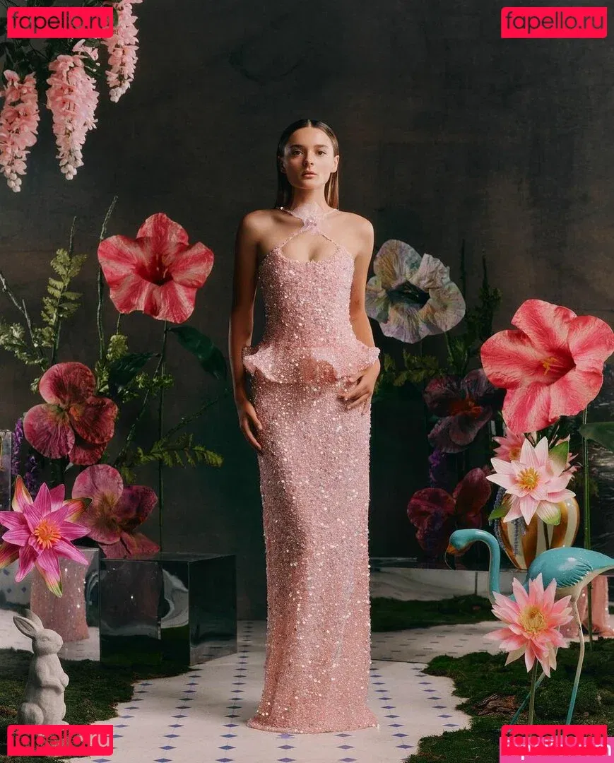 Charlotte Lawrence Onlyfans Photo Gallery 