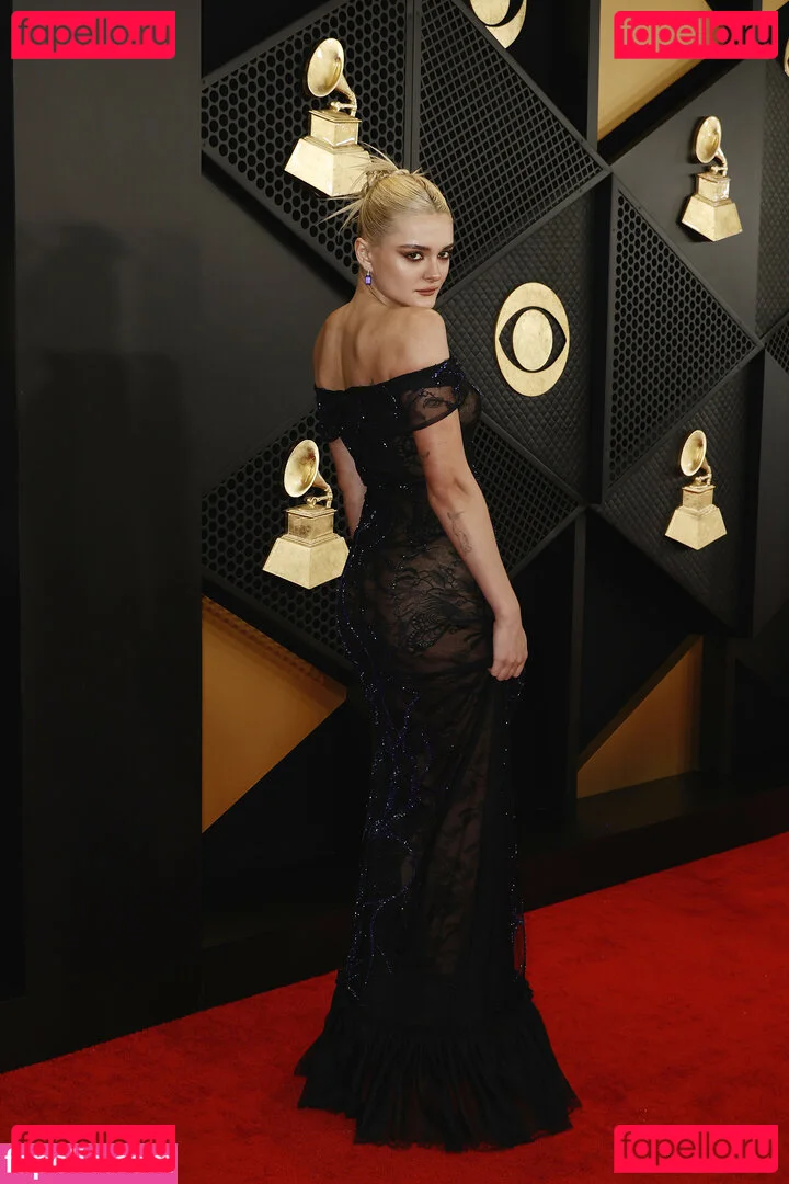 Charlotte Lawrence Onlyfans Photo Gallery 