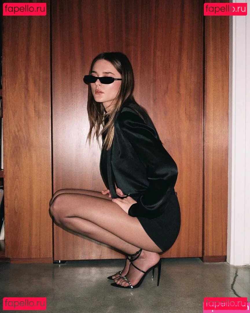 Charlotte Lawrence Onlyfans Photo Gallery 