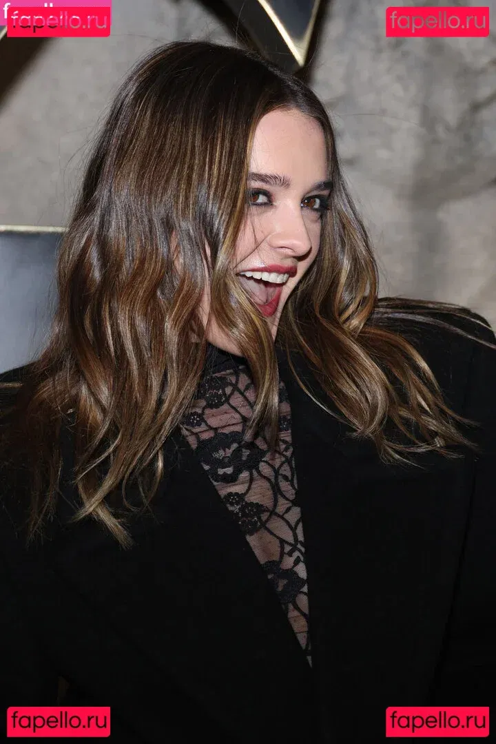 Charlotte Lawrence Onlyfans Photo Gallery 