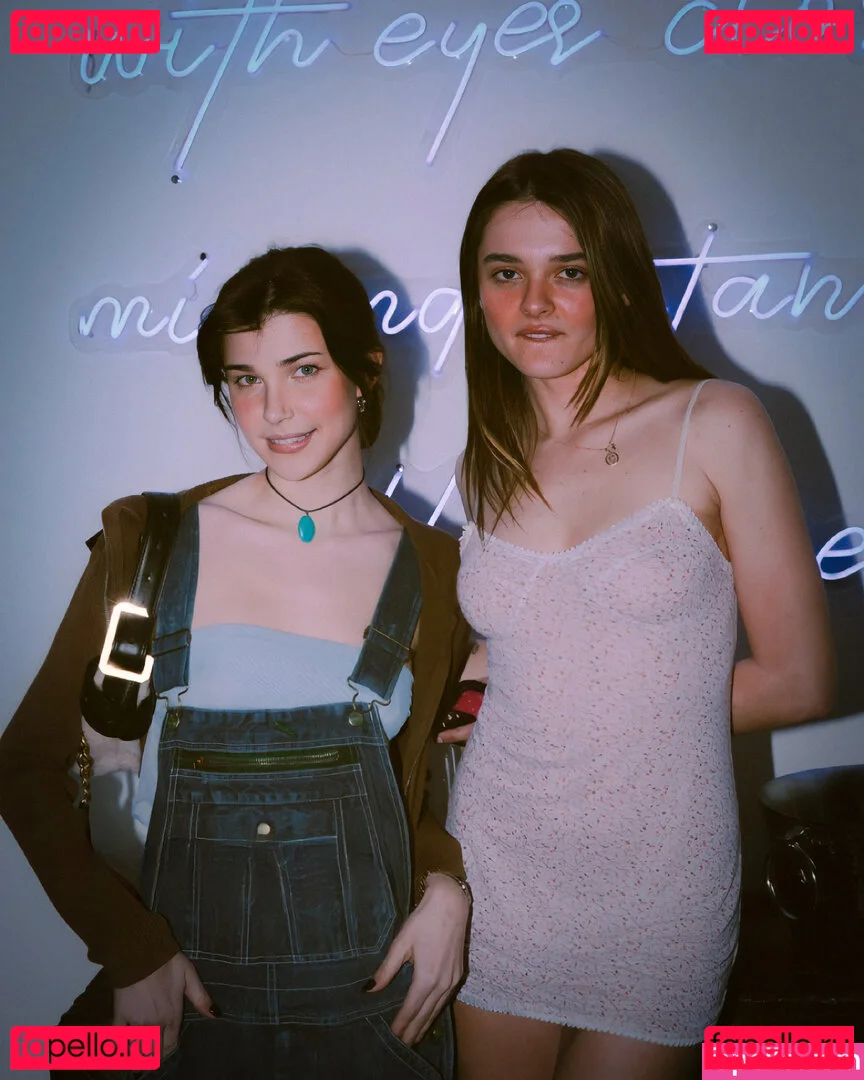 Charlotte Lawrence Onlyfans Photo Gallery 