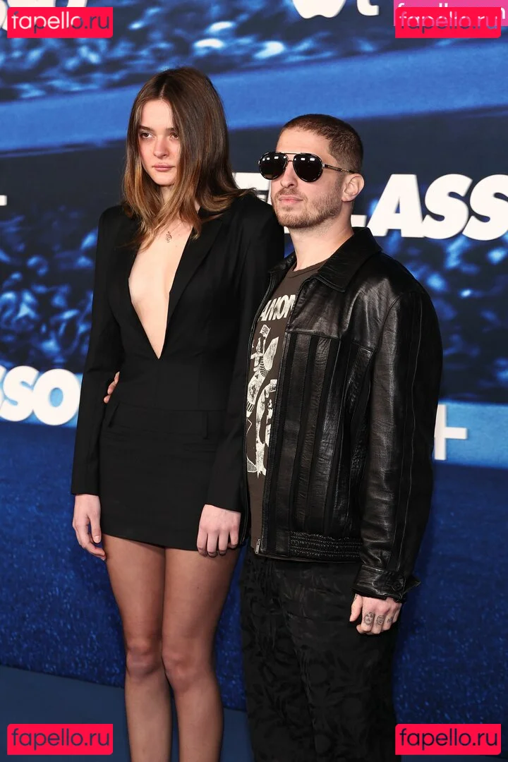 Charlotte Lawrence Onlyfans Photo Gallery 