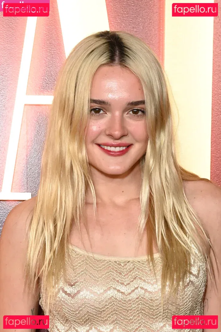 Charlotte Lawrence Onlyfans Photo Gallery 