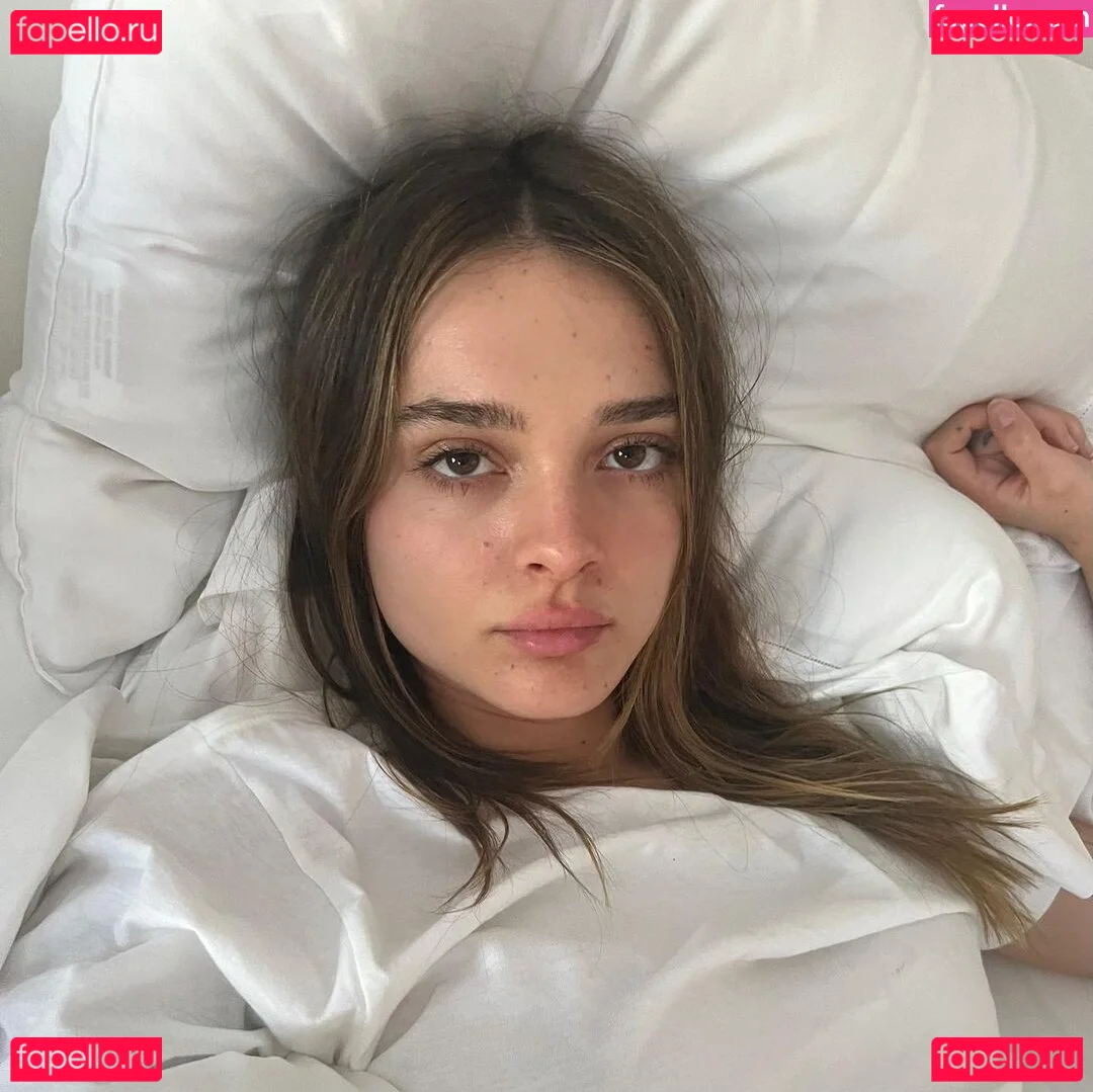 Charlotte Lawrence Onlyfans Photo Gallery 