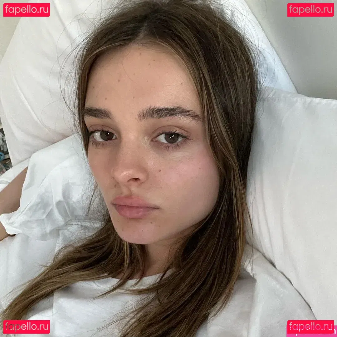 Charlotte Lawrence Onlyfans Photo Gallery 
