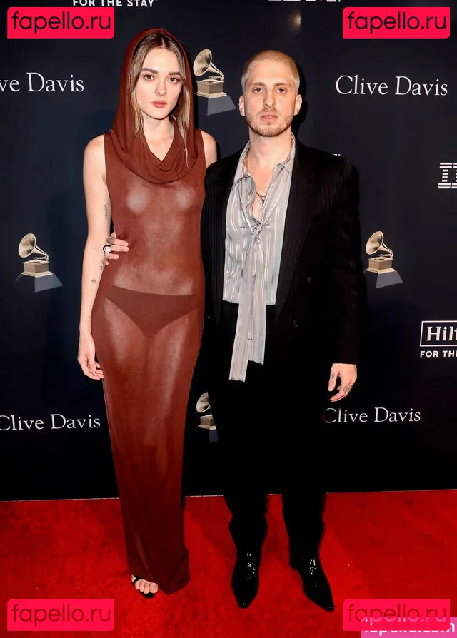 Charlotte Lawrence Onlyfans Photo Gallery 