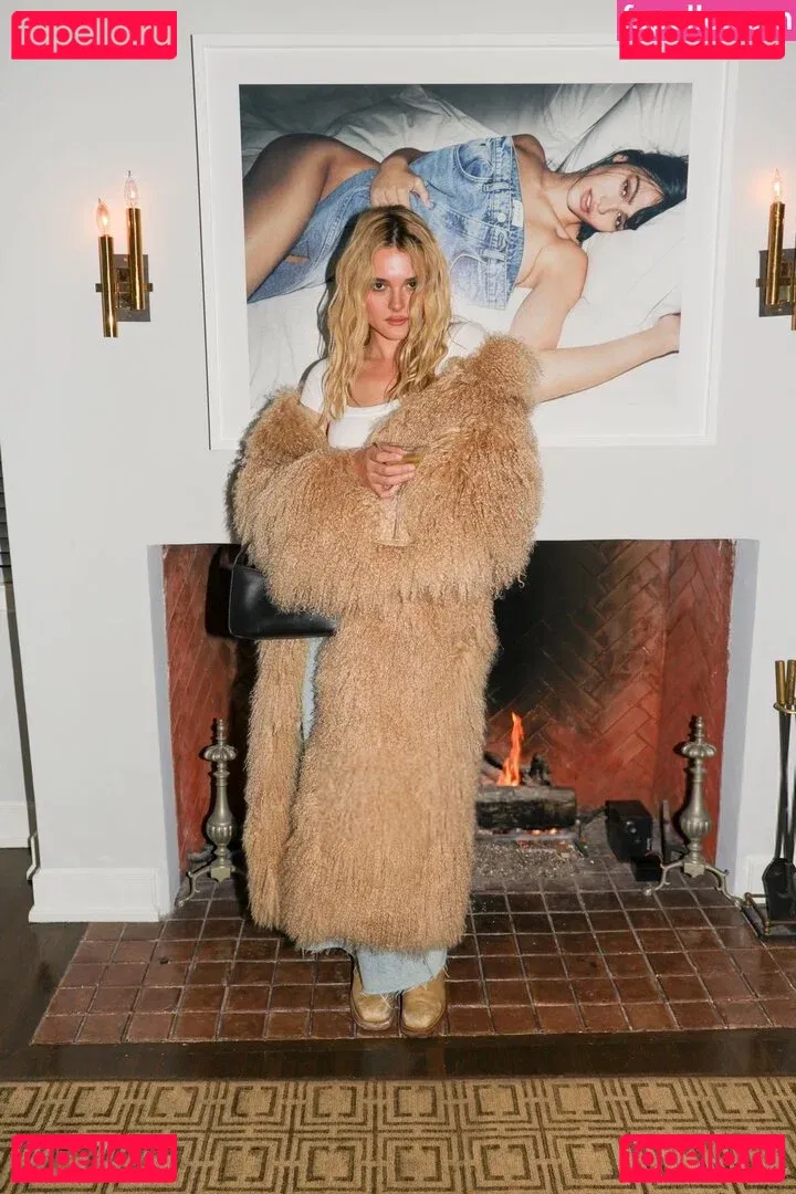 Charlotte Lawrence Onlyfans Photo Gallery 