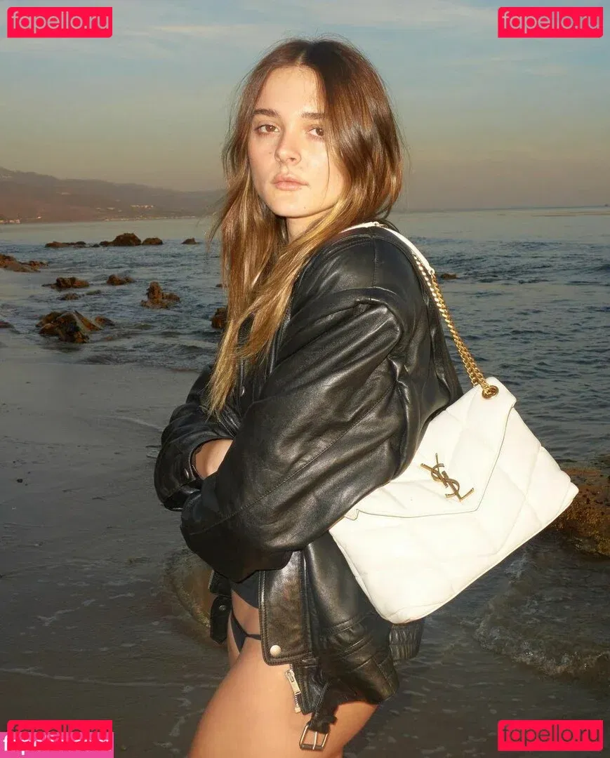 Charlotte Lawrence Onlyfans Photo Gallery 