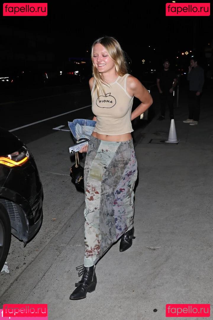 Charlotte Lawrence Onlyfans Photo Gallery 