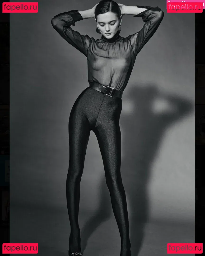 Charlotte Lawrence Onlyfans Photo Gallery 