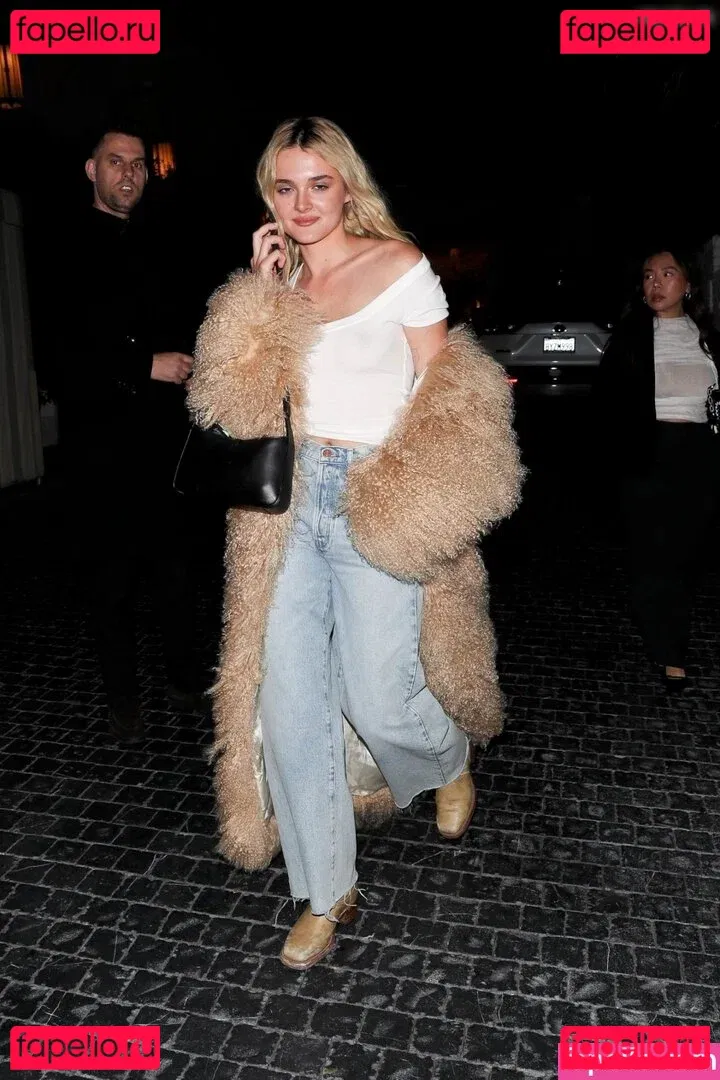 Charlotte Lawrence Onlyfans Photo Gallery 