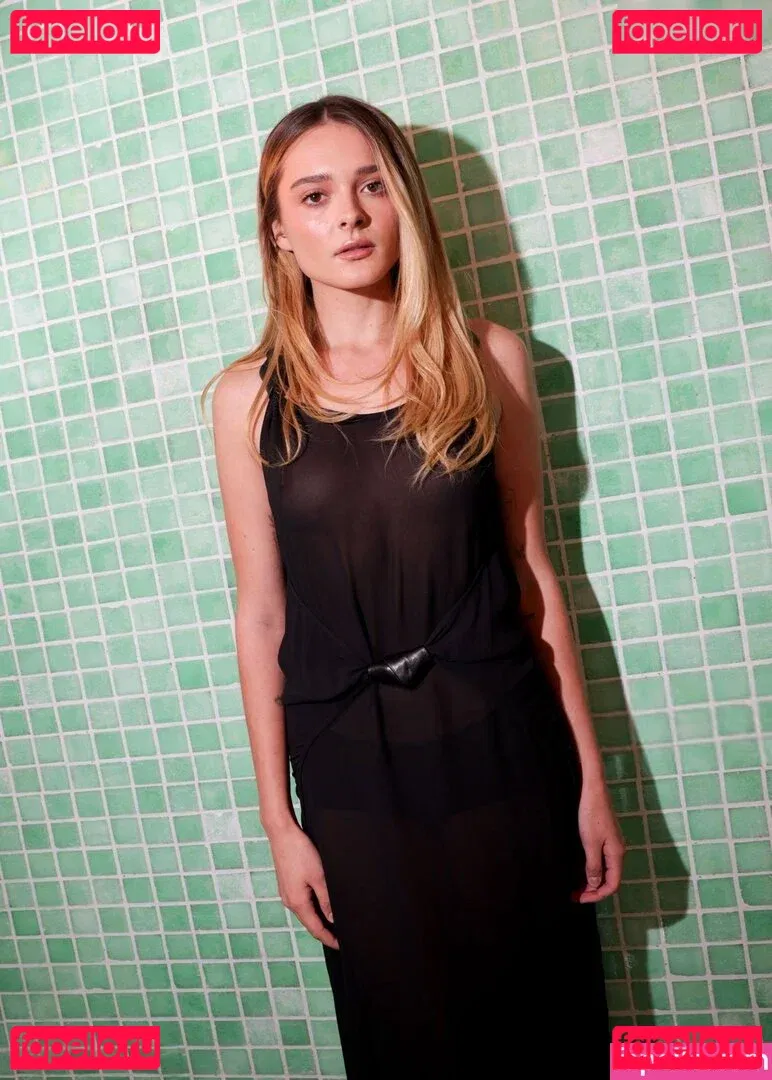 Charlotte Lawrence Onlyfans Photo Gallery 