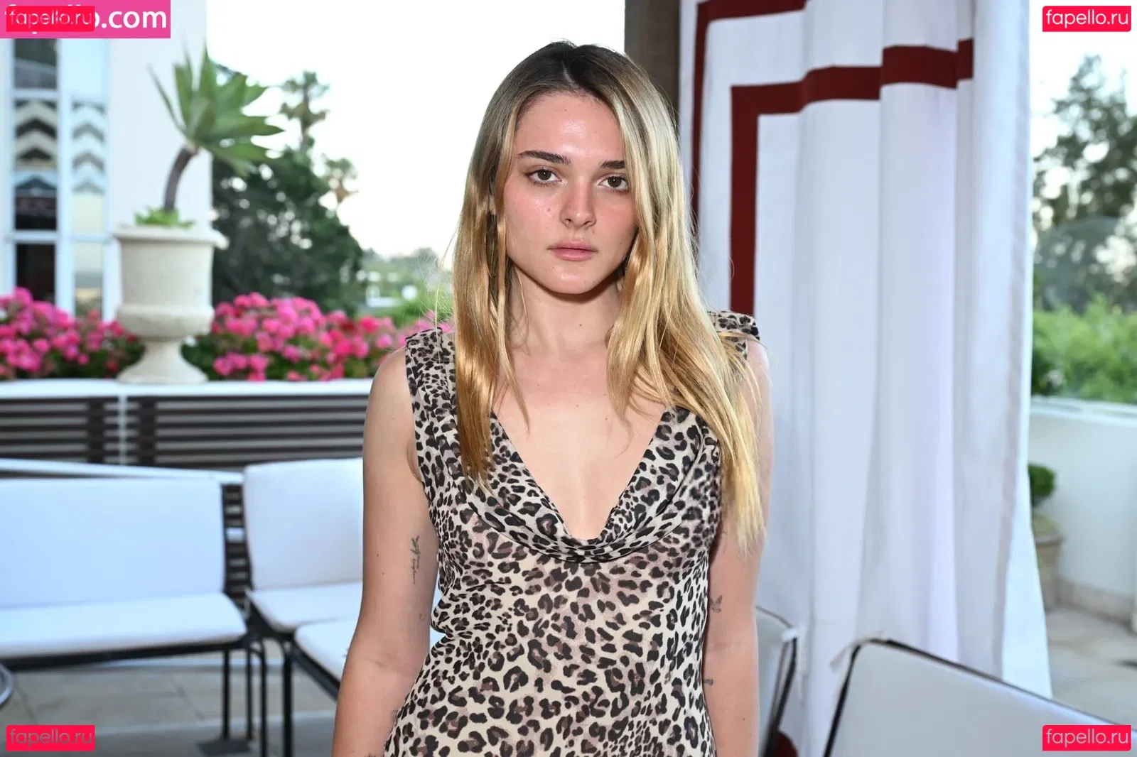 Charlotte Lawrence Onlyfans Photo Gallery 