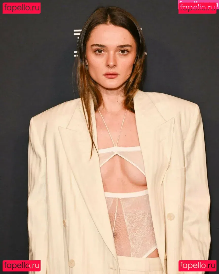 Charlotte Lawrence Onlyfans Photo Gallery 