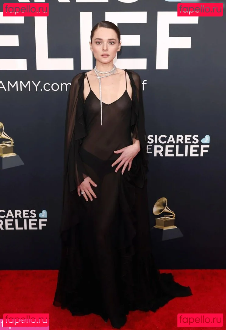 Charlotte Lawrence Onlyfans Photo Gallery 