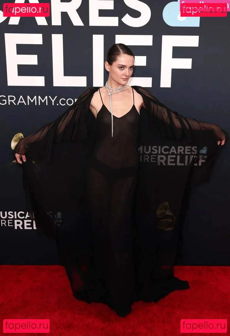 Charlotte Lawrence Onlyfans Photo Gallery 