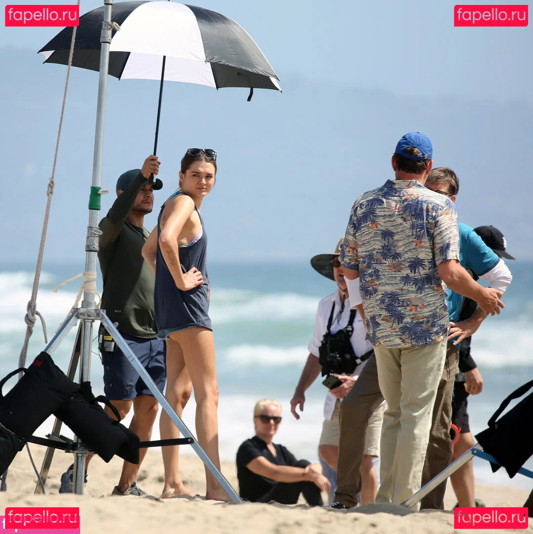 Charlotte Lawrence Onlyfans Photo Gallery 