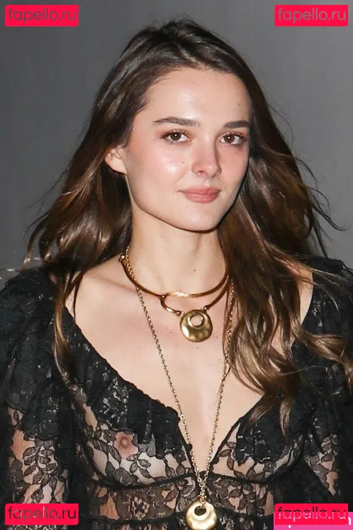 Charlotte Lawrence Onlyfans Photo Gallery 