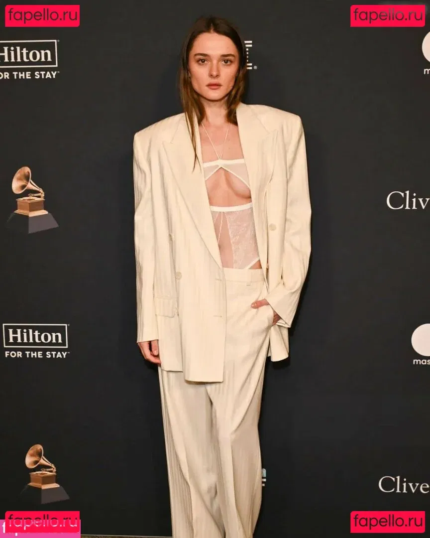 Charlotte Lawrence Onlyfans Photo Gallery 