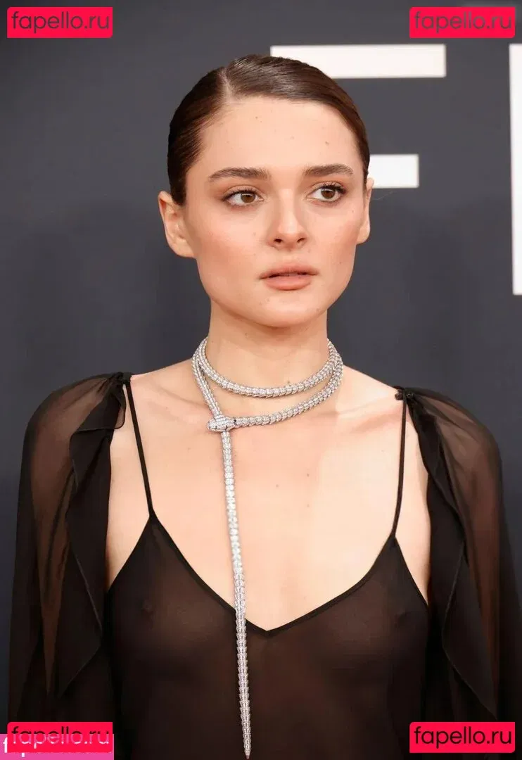 Charlotte Lawrence Onlyfans Photo Gallery 