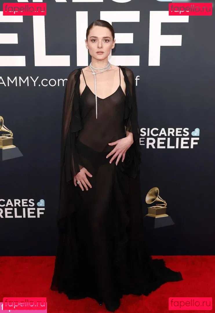 Charlotte Lawrence Onlyfans Photo Gallery 