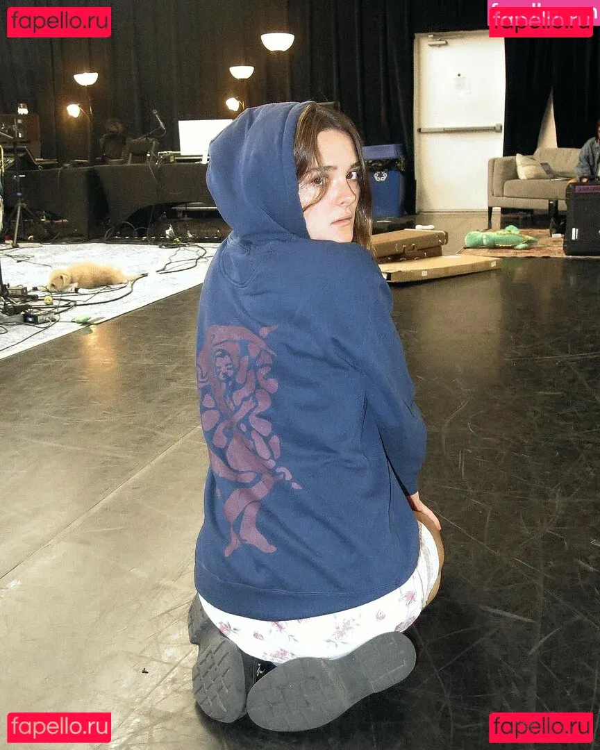 Charlotte Lawrence Onlyfans Photo Gallery 