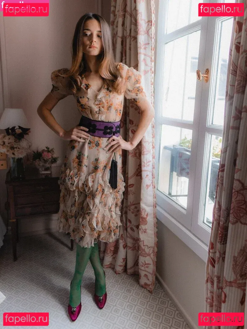 Charlotte Lawrence Onlyfans Photo Gallery 