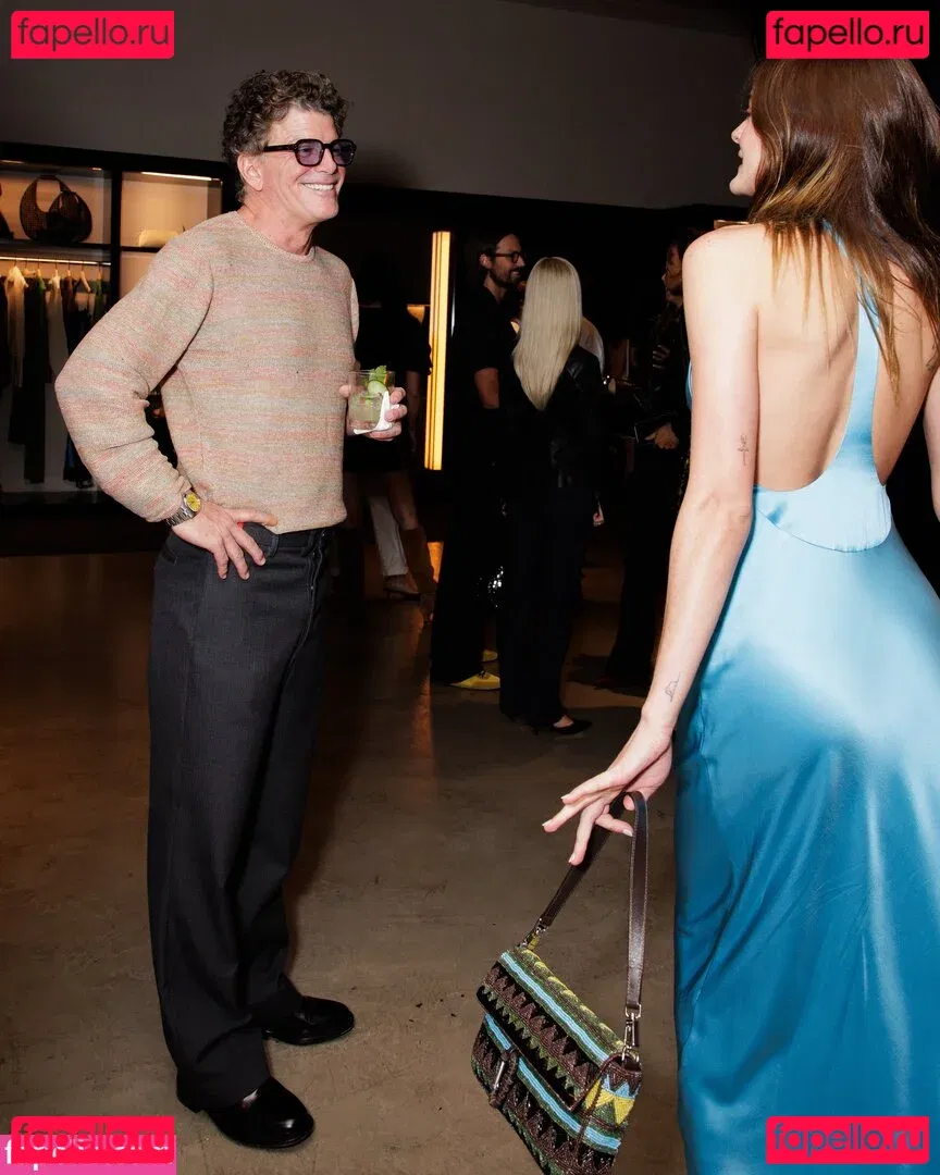 Charlotte Lawrence Onlyfans Photo Gallery 