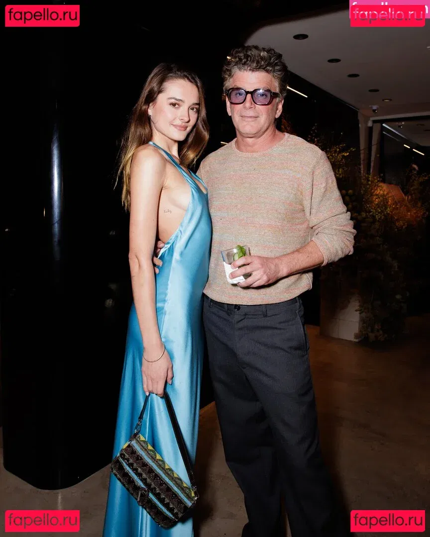 Charlotte Lawrence Onlyfans Photo Gallery 