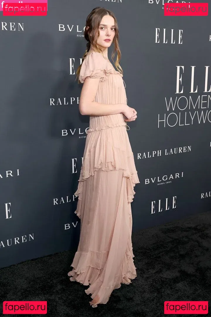 Charlotte Lawrence Onlyfans Photo Gallery 