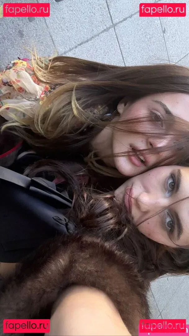 Charlotte Lawrence Onlyfans Photo Gallery 